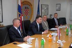 Slika topvijesti/godina_2009/srpanj_09/slovenci_u_ravnateljstvu (2).jpg